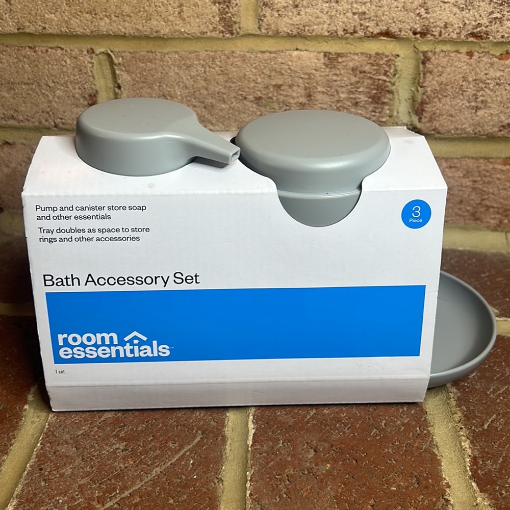 NEW Room Essentials 3pc Gray Bath Bundle Set: Soap Tray & Pump & Canister ✨ - Picture 2 of 3
